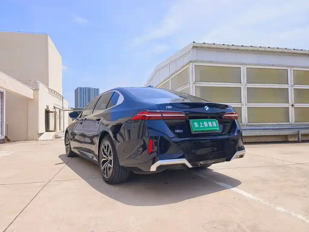 BMW i5 2024 eDrive 35L M Sport