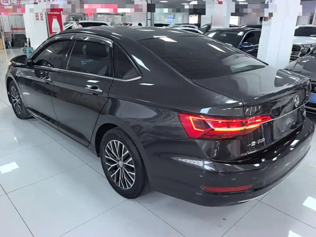 Volkswagen Sagitar 2019 280TSI DSG Comfort VI