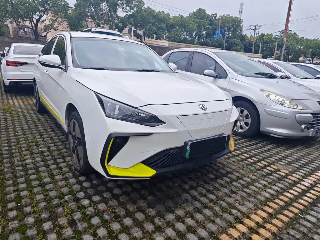 Dongfeng E70 2023 PRO