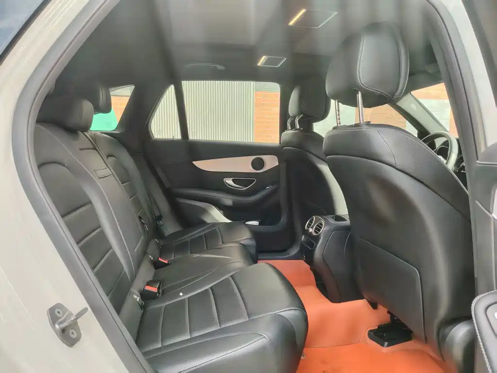 Mercedes-Benz GLC — миниатюра 12