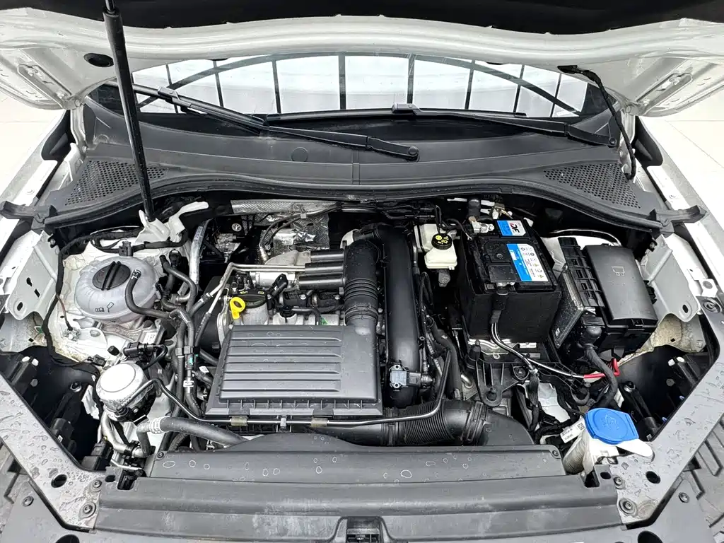 Volkswagen Tiguan L — миниатюра 14