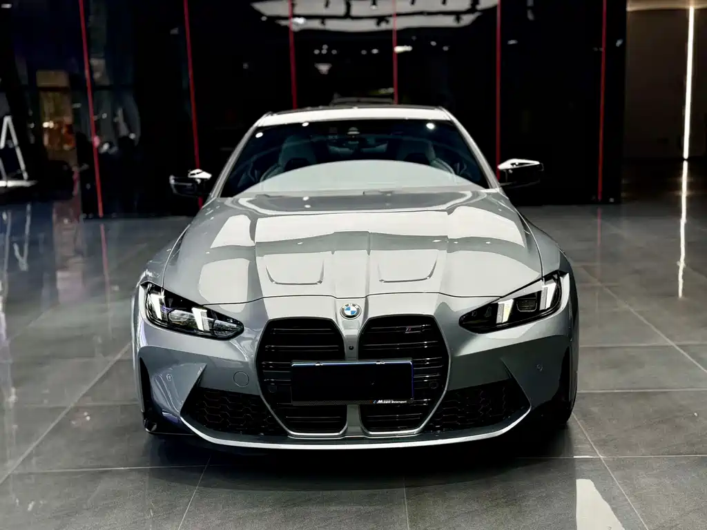 BMW M4 — миниатюра 3