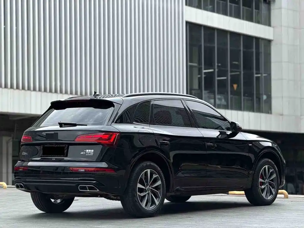 Audi Q5L — миниатюра 8