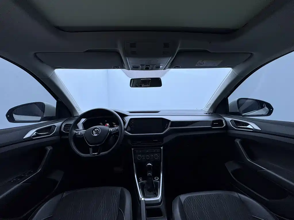 Volkswagen T-Cross — миниатюра 10