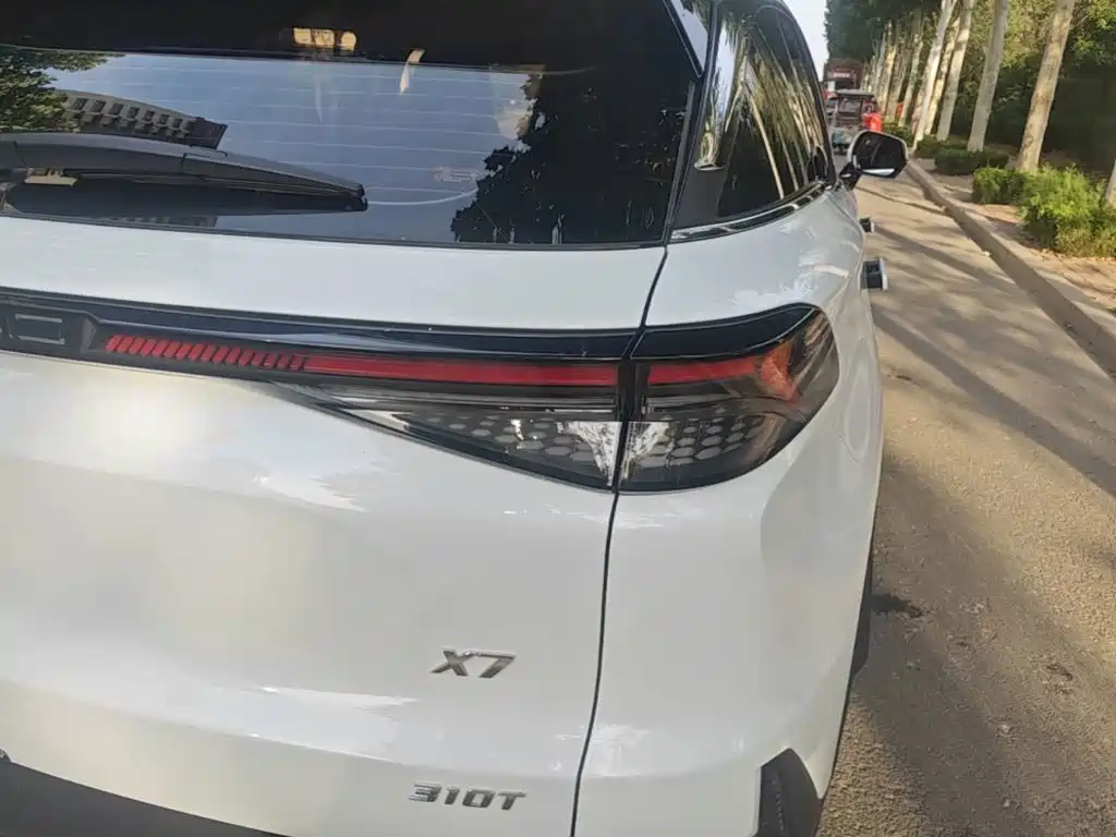 BAIC X7 — миниатюра 8