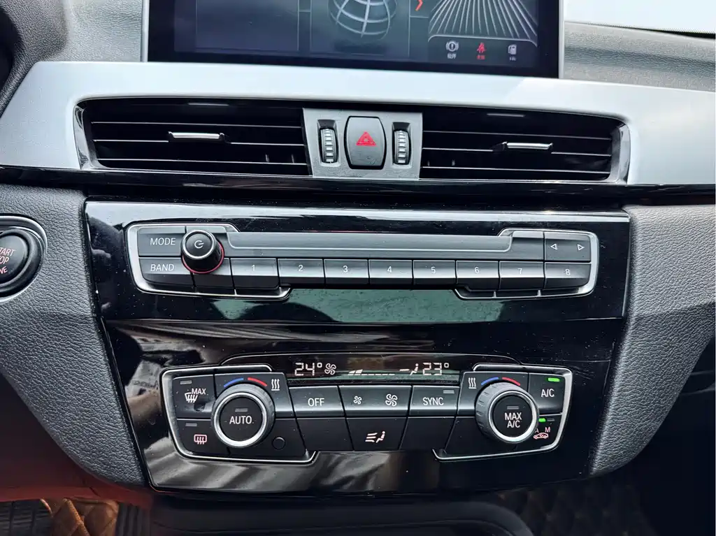 BMW X1 2019 sDrive20Li Lead