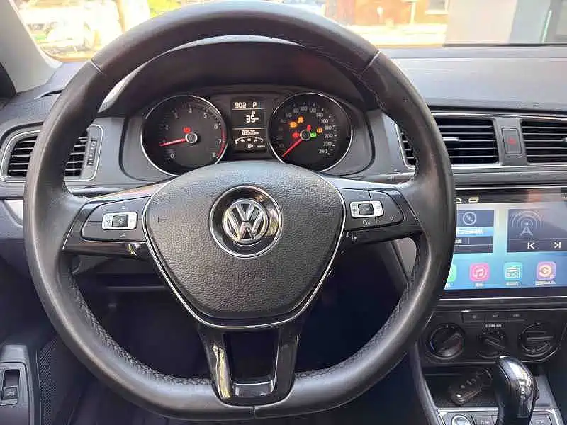 Volkswagen Lavida — миниатюра 7