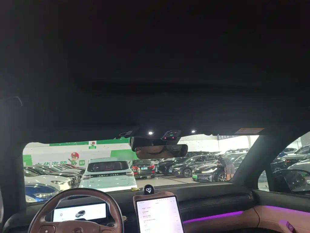 NIO ES6 — миниатюра 18