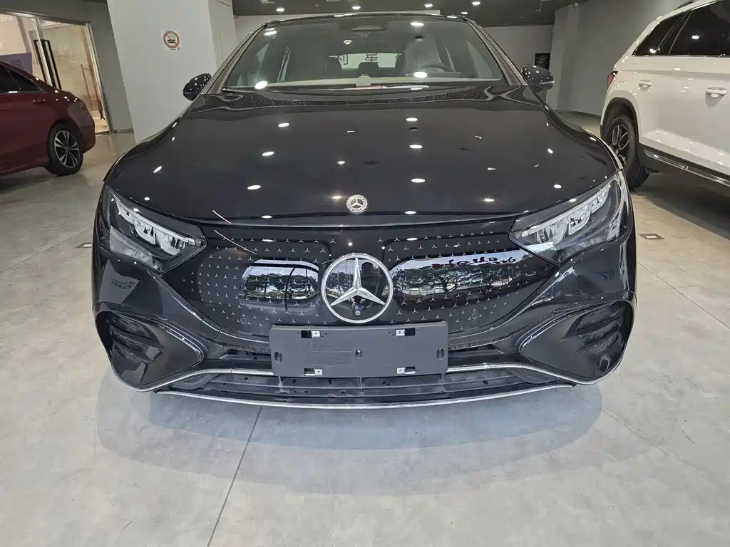 Mercedes-Benz EQE 2025 500 4MATIC