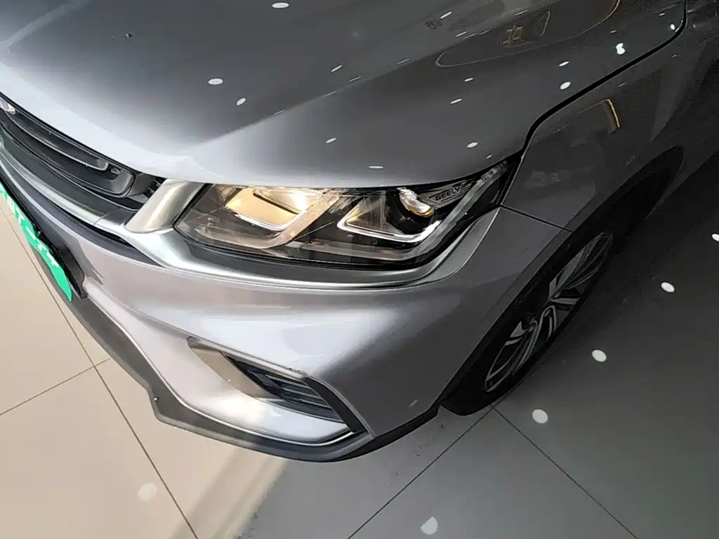 Geely Binyue — миниатюра 24