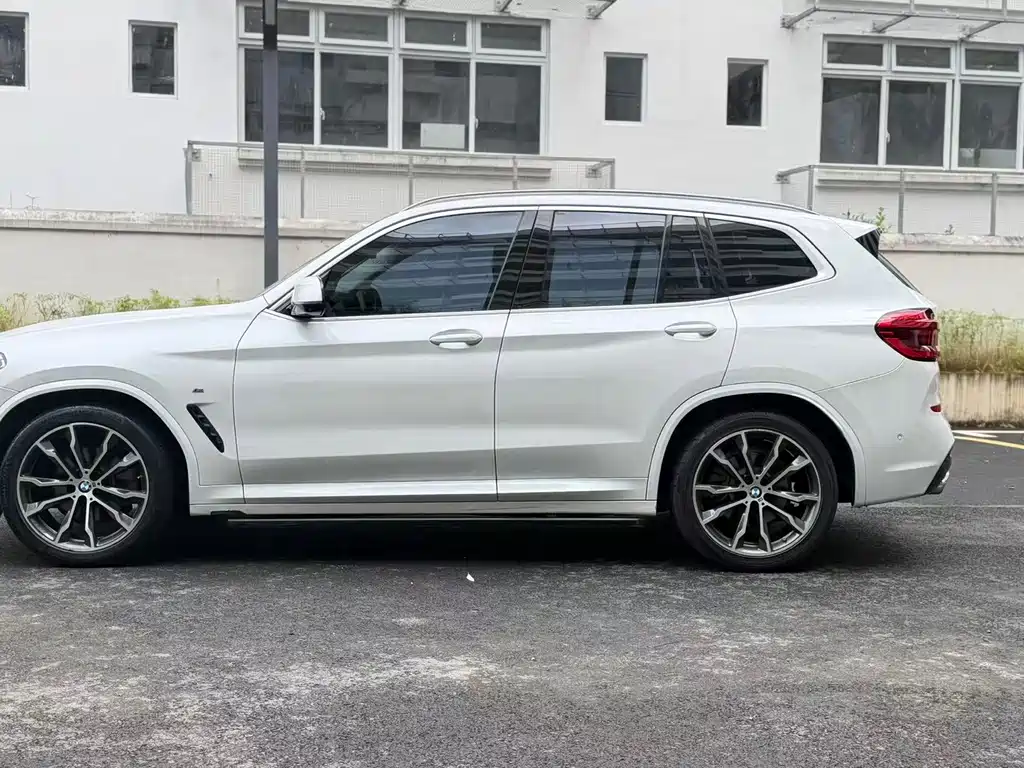 BMW X3 — миниатюра 4