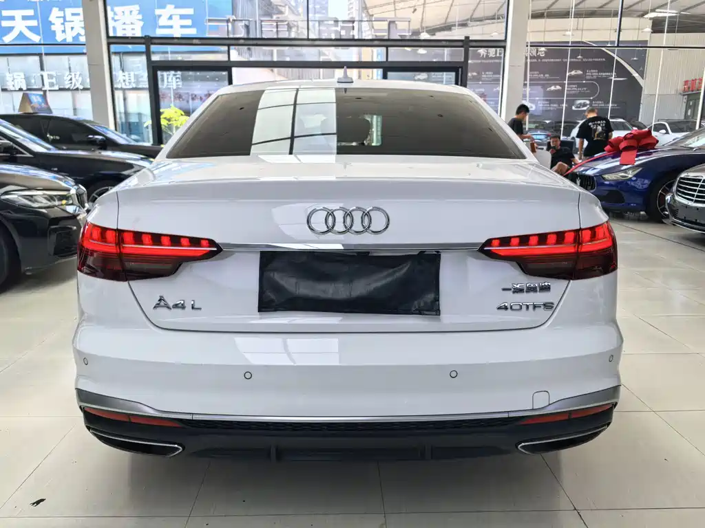 Audi A4L — миниатюра 4