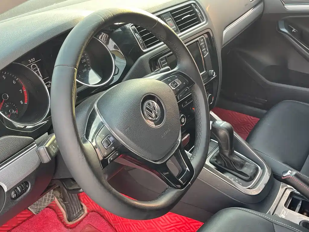 Volkswagen Sagitar — миниатюра 8