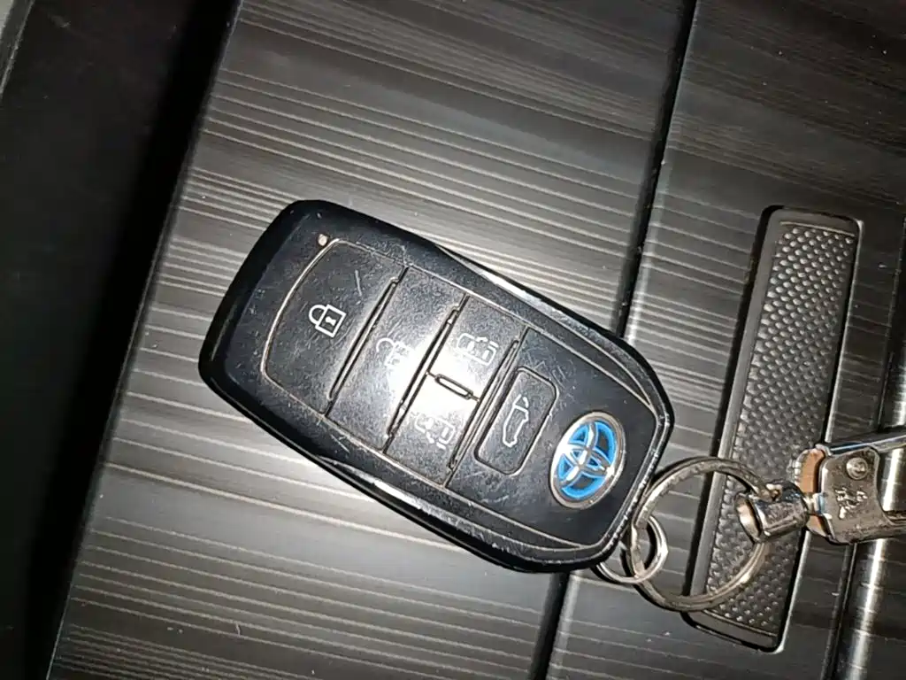 Toyota Sienna — миниатюра 9