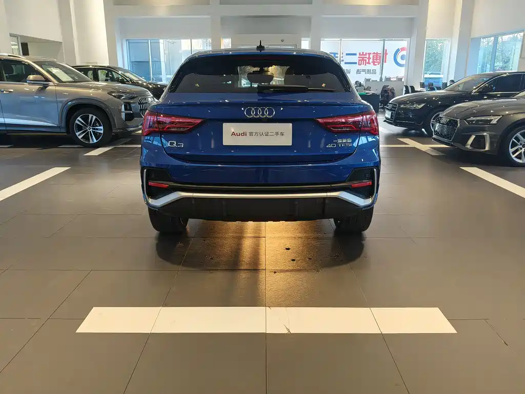 AUDI Q3 SPORTBACK
