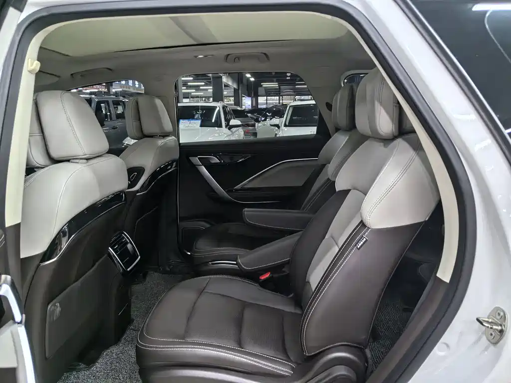 Geely Jia Ji — миниатюра 9