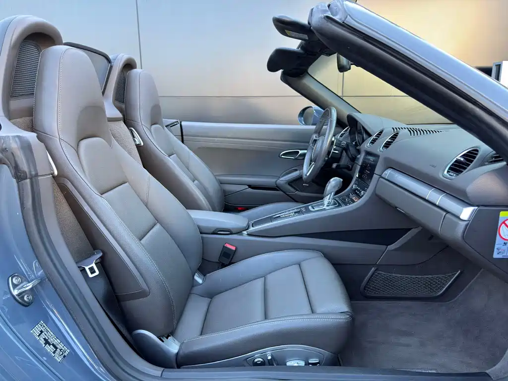 Porsche 718 — миниатюра 10