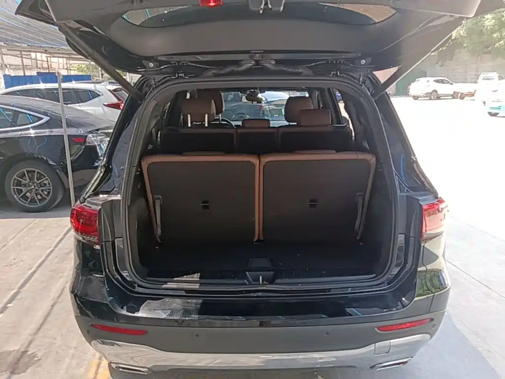 Mercedes-Benz GLB — миниатюра 19