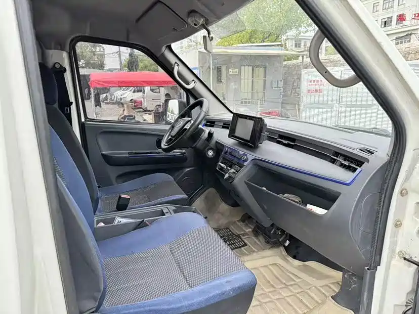Dongfeng EM27 — миниатюра 7