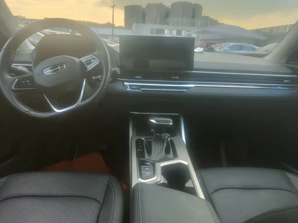 Geely Emgrand — миниатюра 7