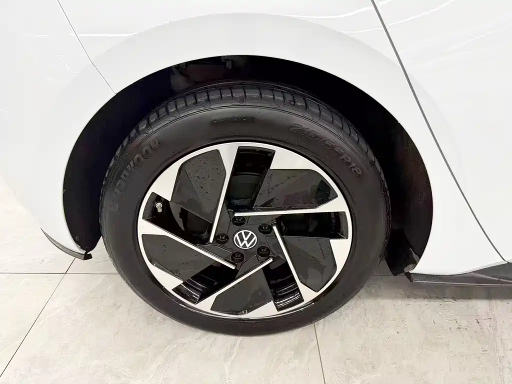 Volkswagen ID.3 — миниатюра 22