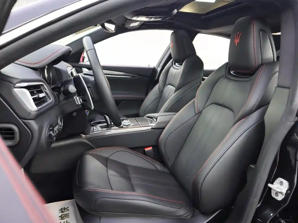 Maserati Ghibli 2024 2.0T GT