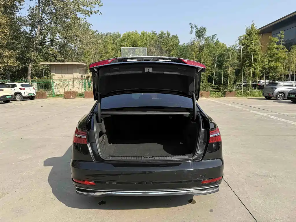 Audi A6L — миниатюра 11