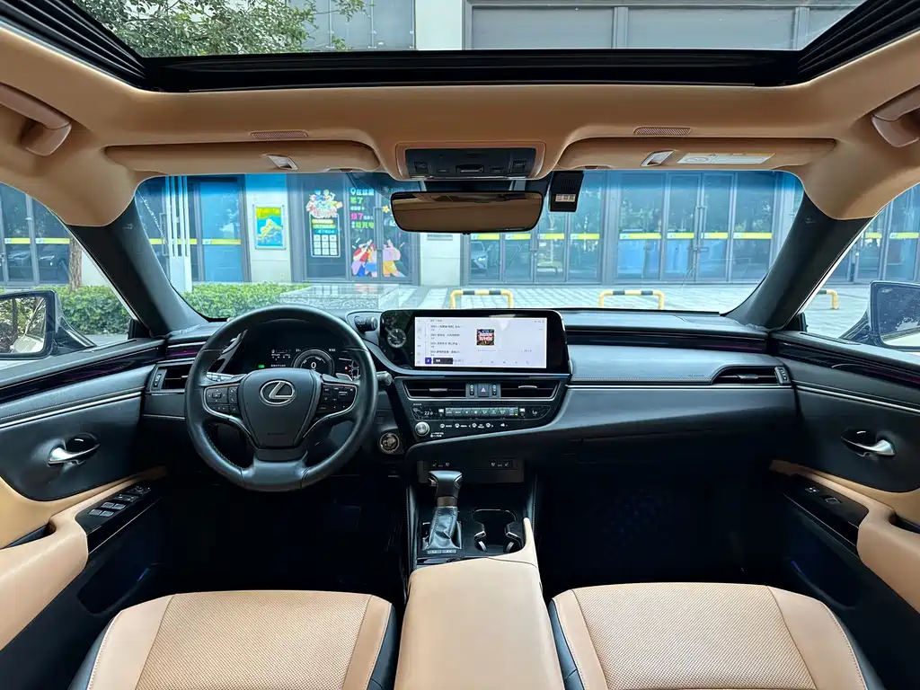 Lexus ES — миниатюра 8