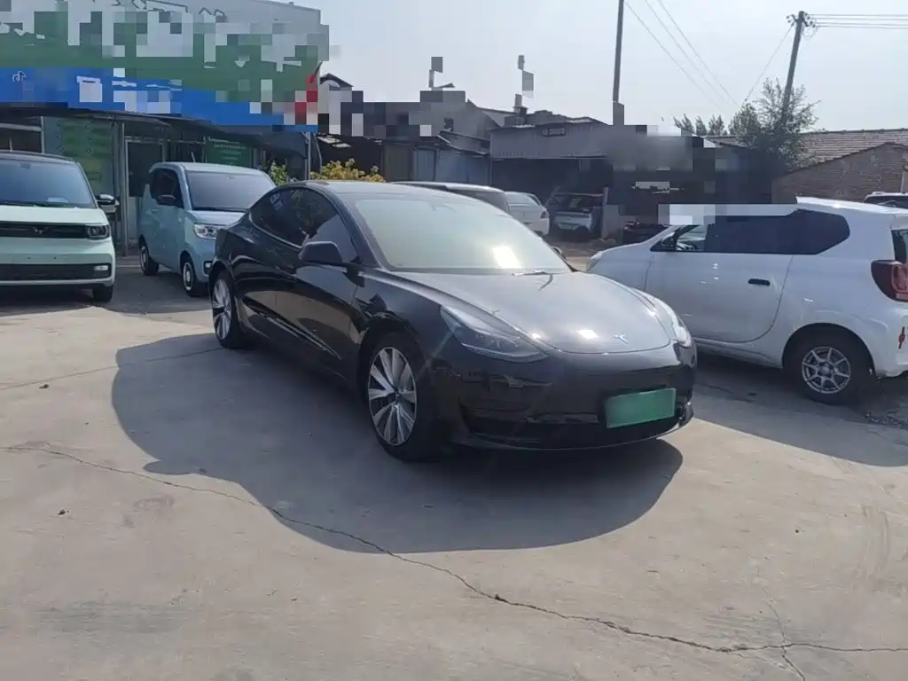 Tesla Model 3 — миниатюра 4