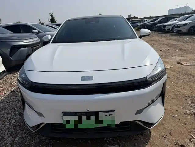 Geely Galaxy L6