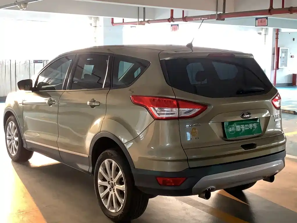 Ford Kuga — миниатюра 24
