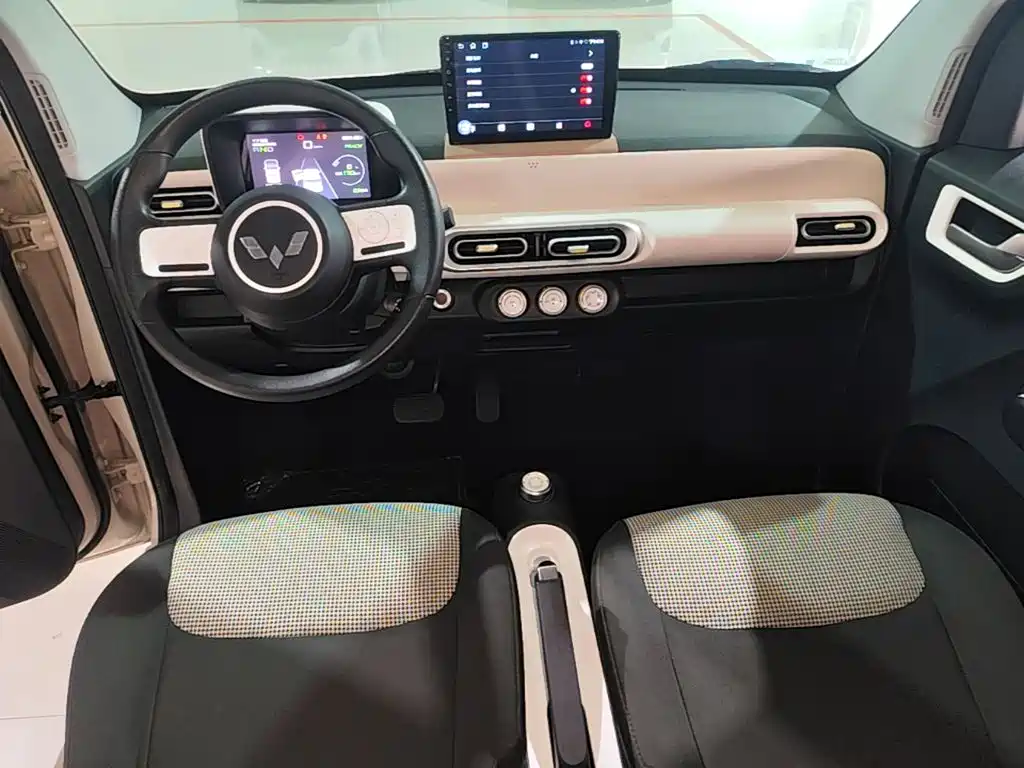Wuling Mini EV MINIEV 2024 215km