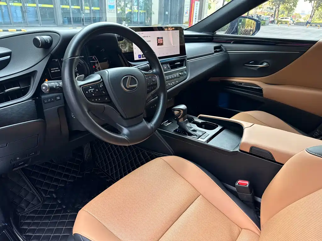 Lexus ES — миниатюра 5