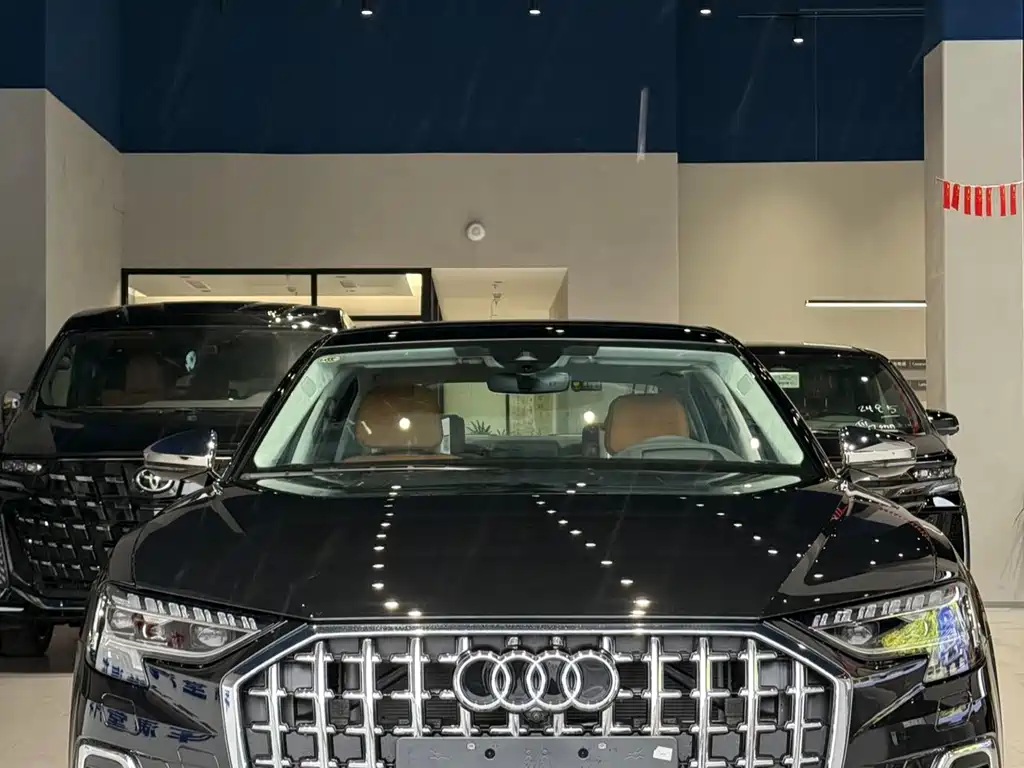 Audi A8 0