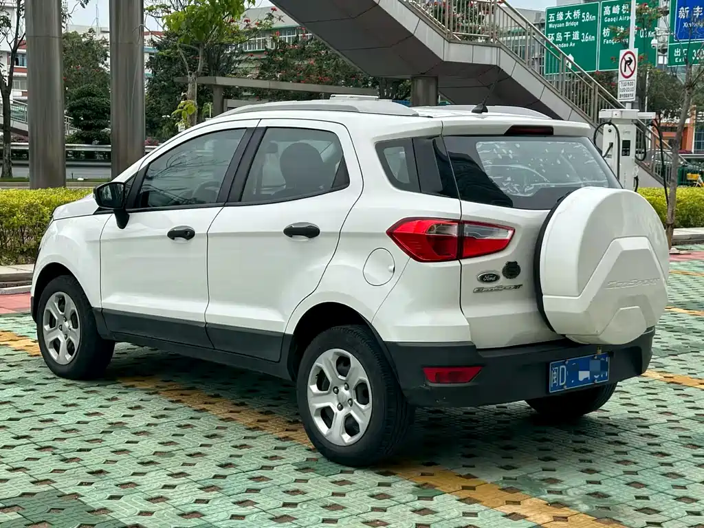 Ford Ecosport — миниатюра 9
