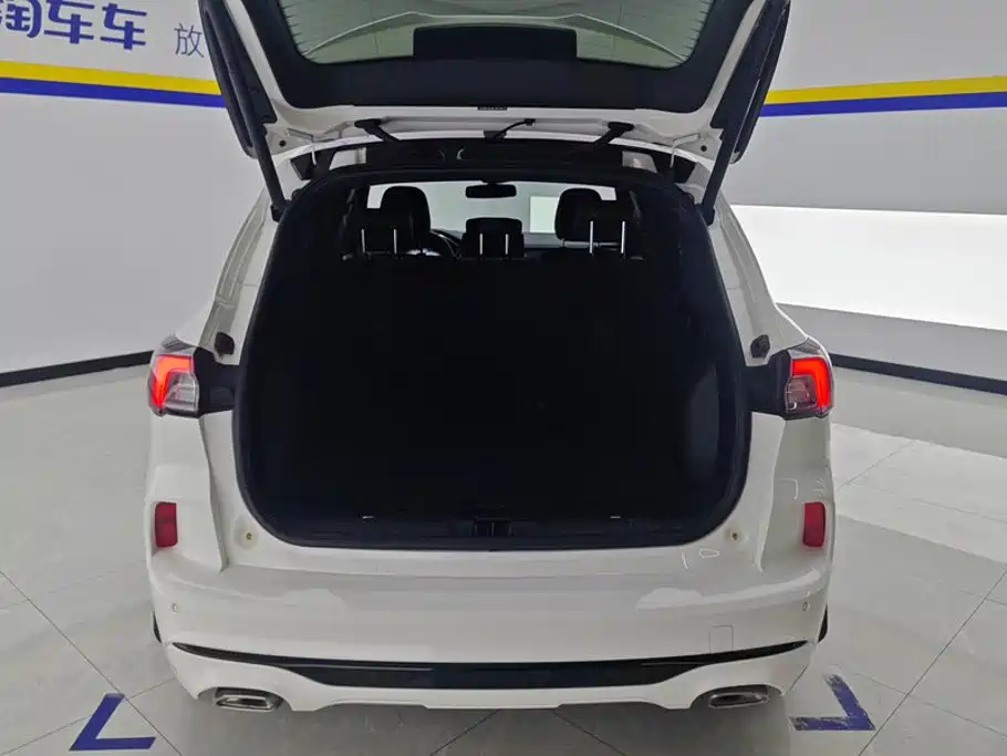 Ford Escape — миниатюра 4
