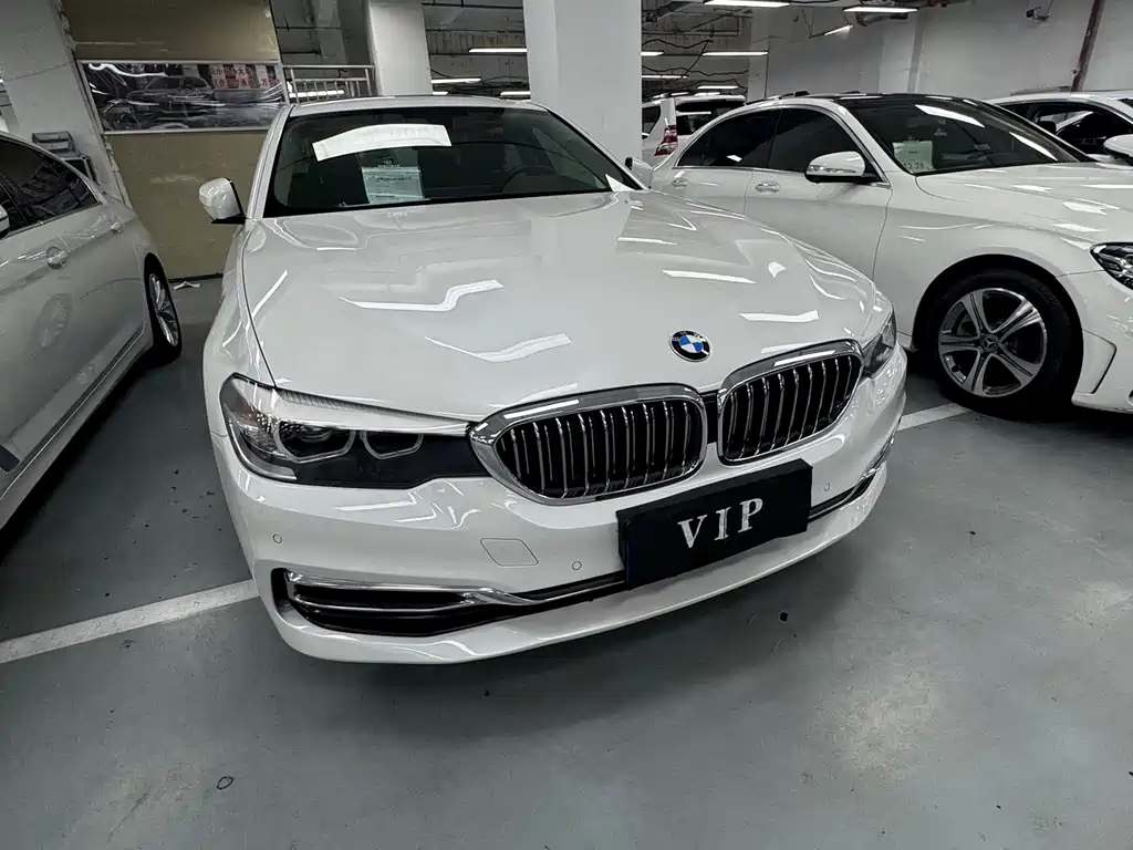 BMW 5 Series — миниатюра 3