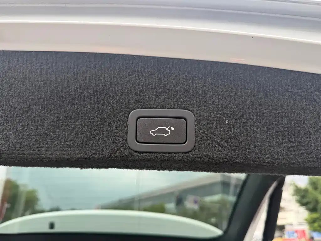 Volvo XC60 (Import) — миниатюра 9
