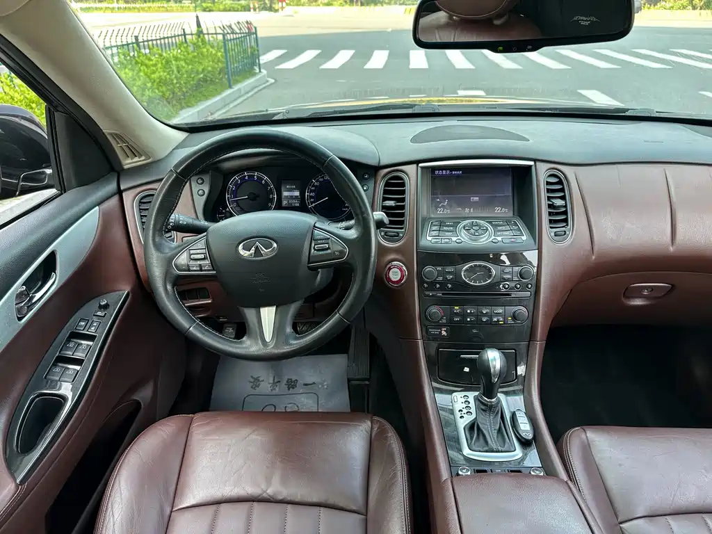 Infiniti QX50 — миниатюра 15