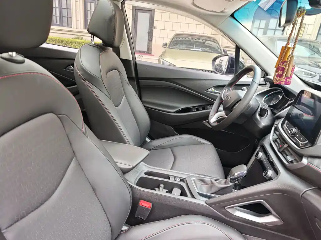 Chevrolet Volando — миниатюра 10