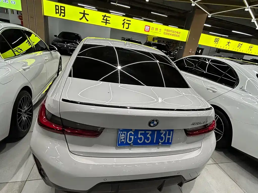 BMW 3 Series — миниатюра 7