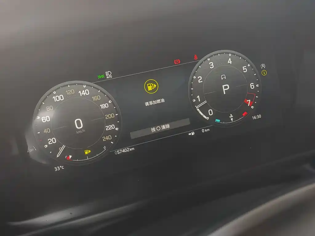 Land Rover Defender — миниатюра 4