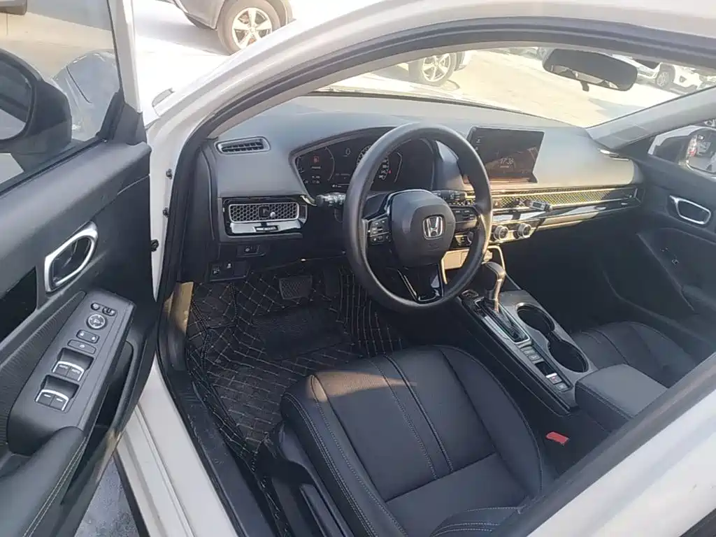 Honda Civic — миниатюра 16