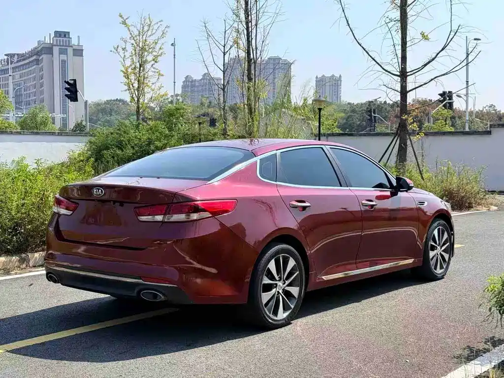 Kia K5 — миниатюра 9