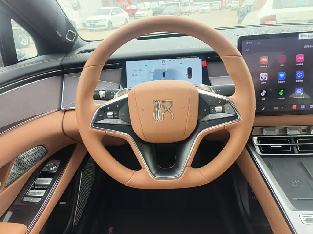 BYD Han L — миниатюра 11