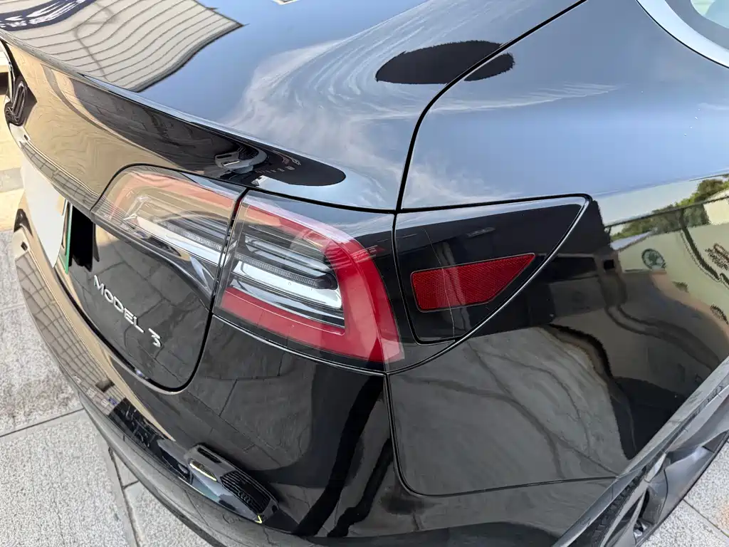 Tesla Model 3 — миниатюра 37