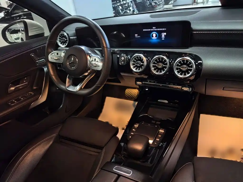 Mercedes-Benz A-Class — миниатюра 15