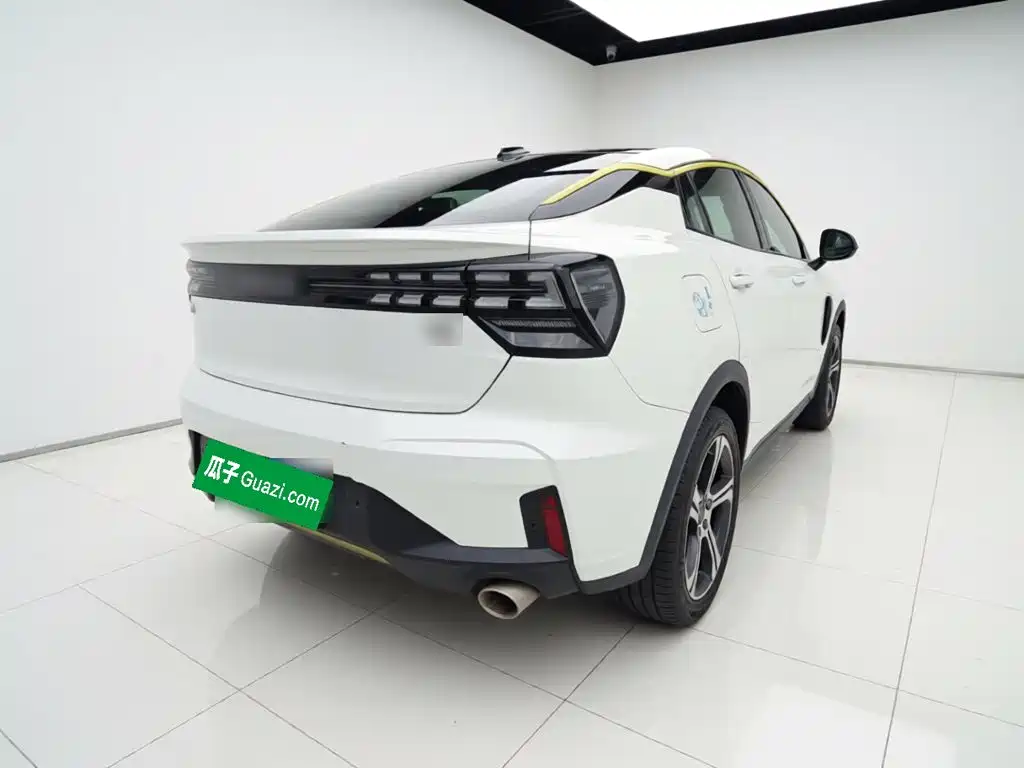 Lynk & Co 05 — миниатюра 4