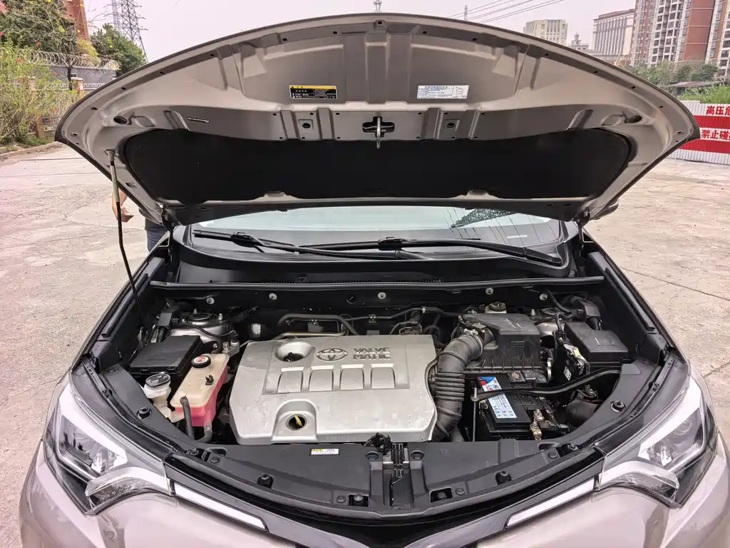 TOYOTA RAV4 RONGFANG