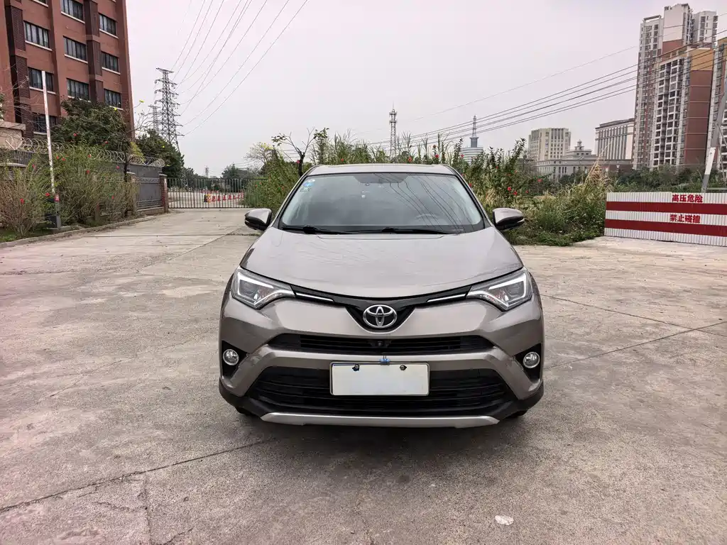 TOYOTA RAV4 RONGFANG